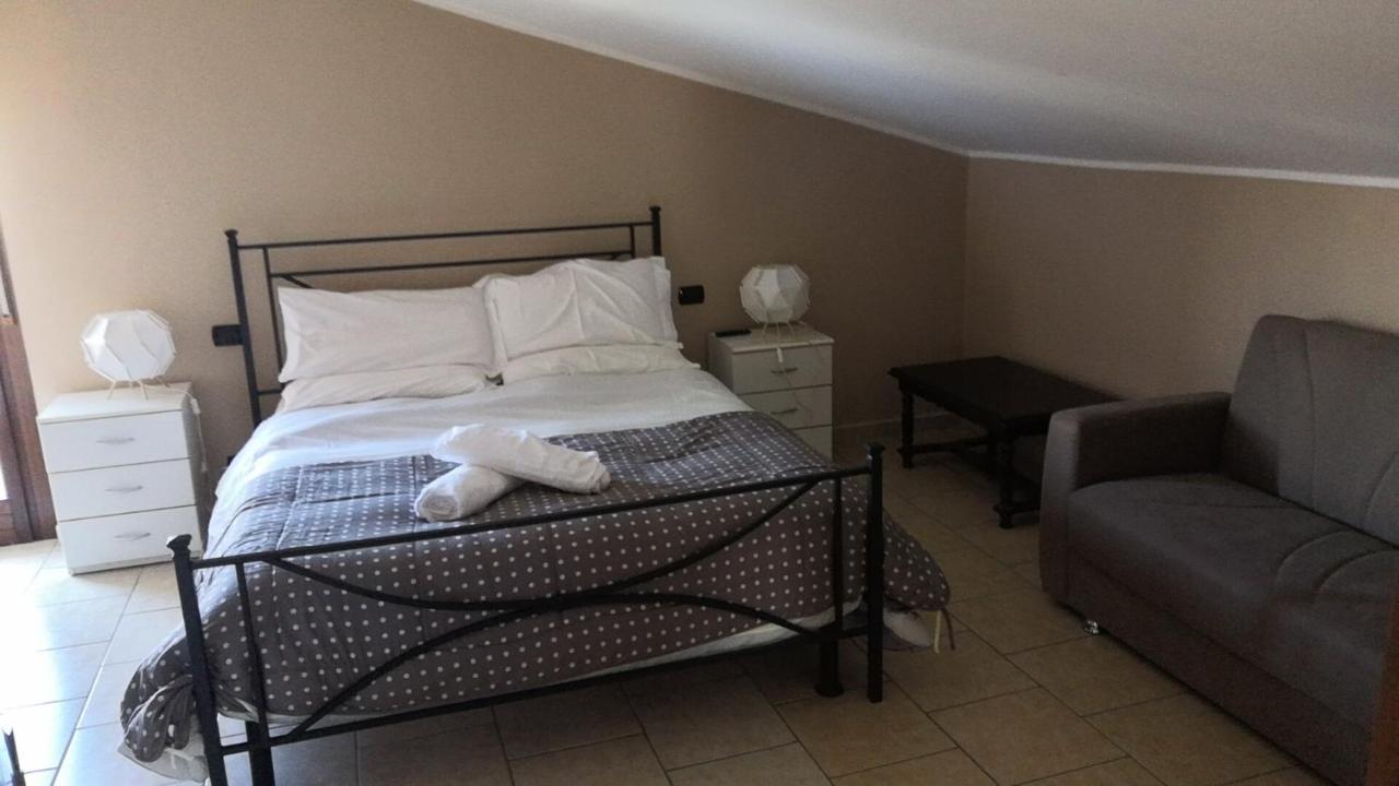 La Mansardina Apartamento Sulmona Exterior foto